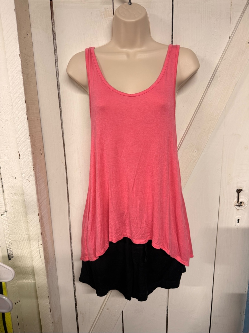 Everyday Coral Pink Scoop Neck Tank Top